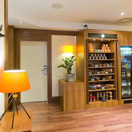 酒店 奥林匹亚公园安娜艺术酒店 4*