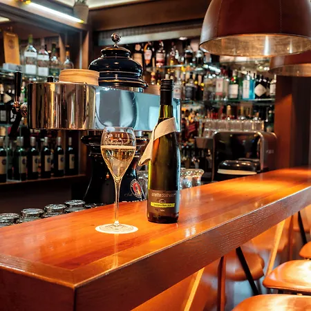 奥林匹亚公园安娜艺术酒店 酒店