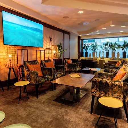 奥林匹亚公园安娜艺术酒店 酒店