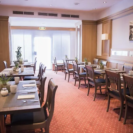 Arthotel Ana Im Olympiapark Hotel 4*