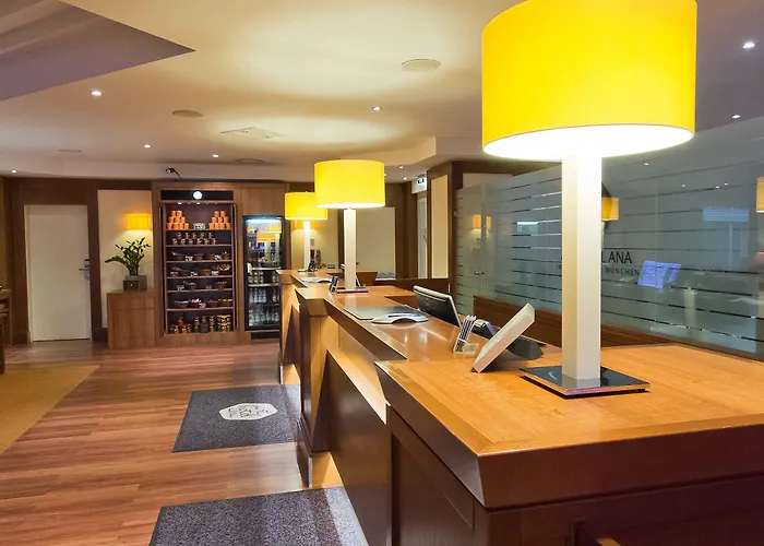 Arthotel Ana Im Olympiapark Otel Münih